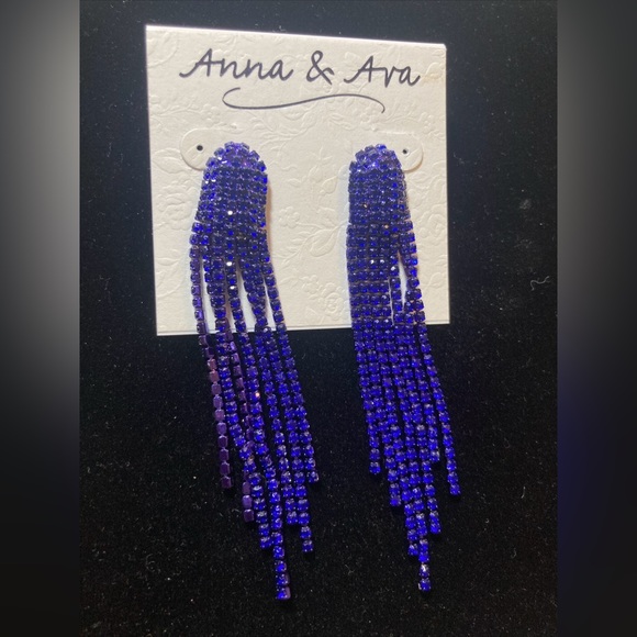 💴Sold💴 Anna & Ava Cascade Rhinestone Drop Earrings - Picture 6 of 6
